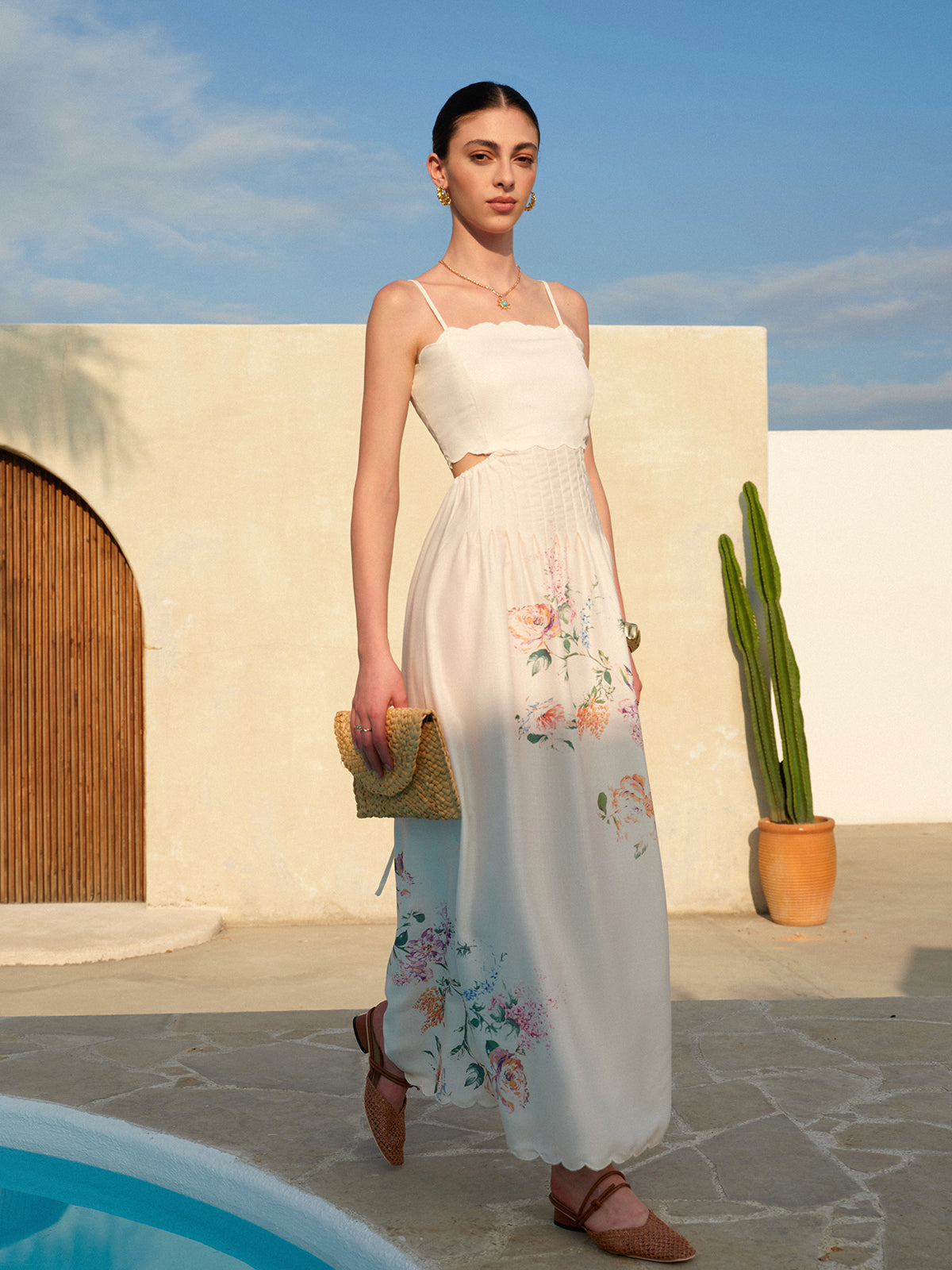 LIVIA Floral Lace Up Back Sleeveless Maxi Dress