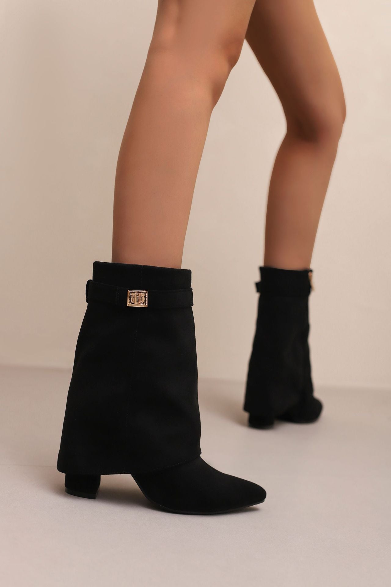 ORLINA Short Suede Boots Black