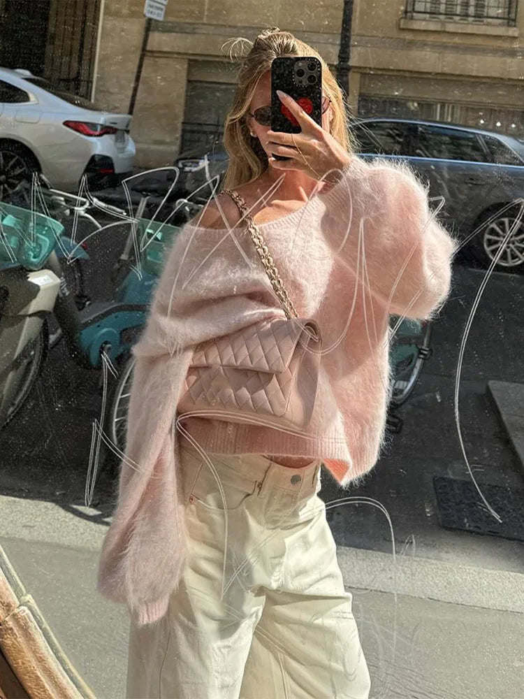 AMOURA Off Shoulder Knit