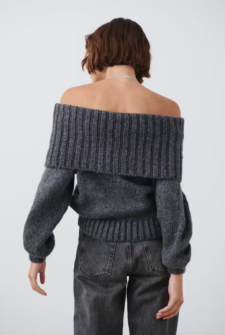 Luna | Off-Shoulder Knit Sweater