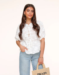 Luna | White Flower Top